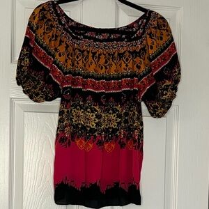 Printed Bohemian Women’s Blouse Size Medium